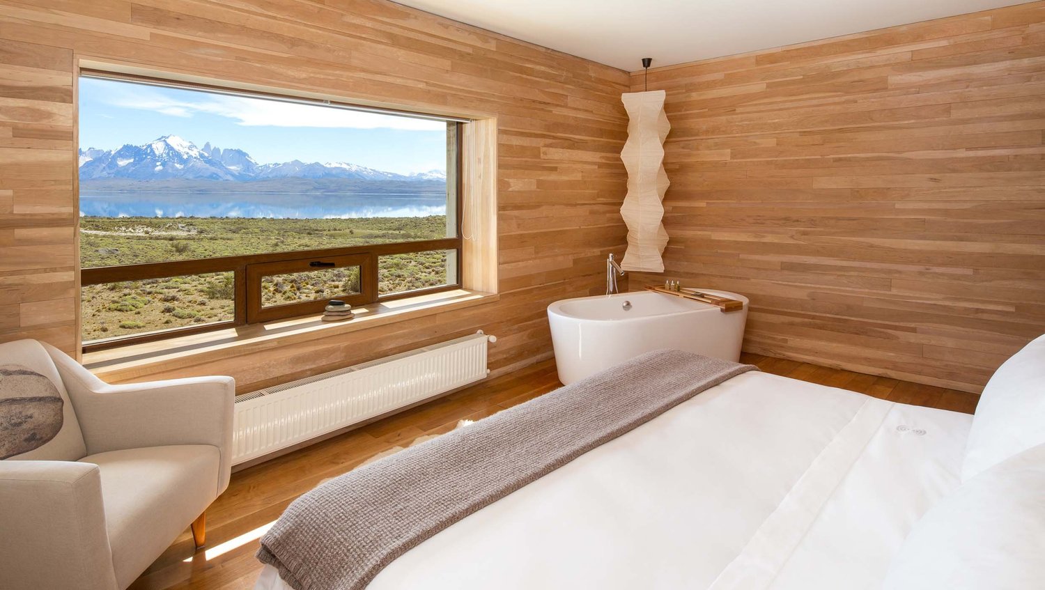 A room framing the Paine Massif