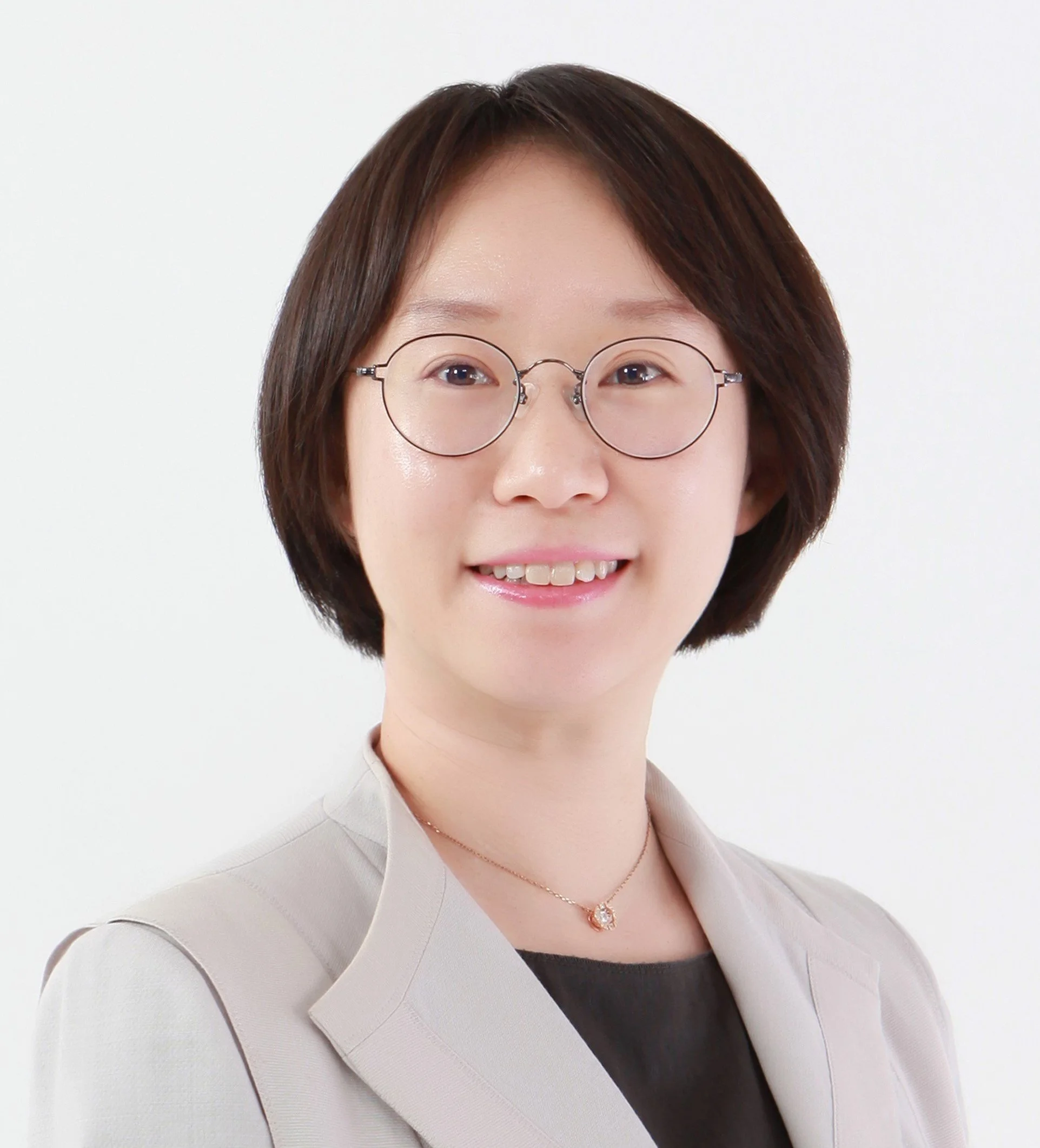 김아영