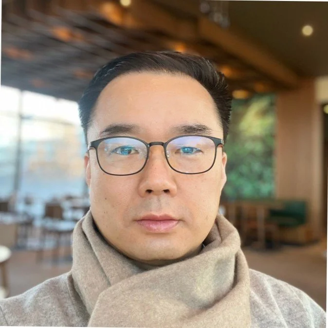 Jonghwan Kim