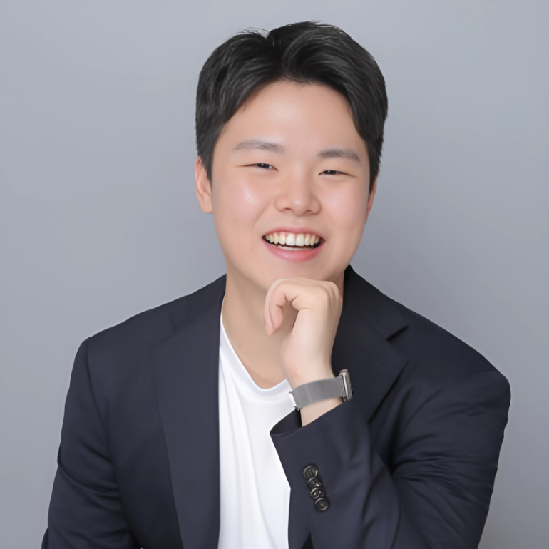 Headshot of Kan Jong-seok