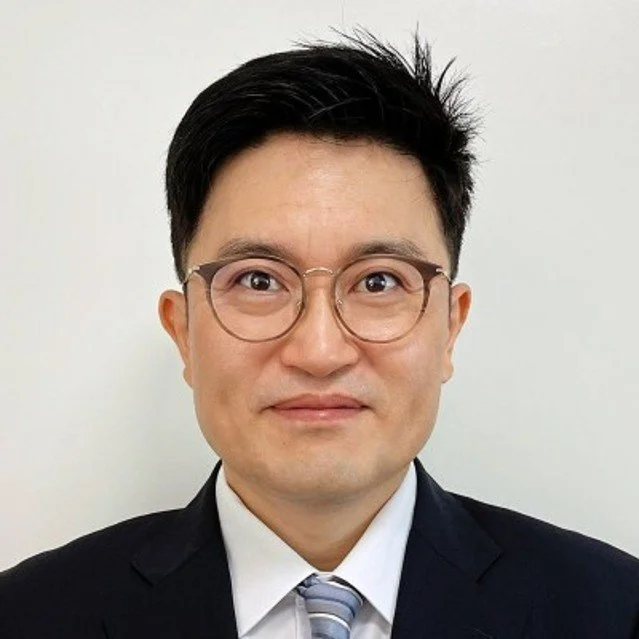 Dongwon Lee