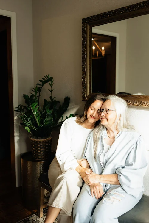 Vine and Fig mother and daughter at home