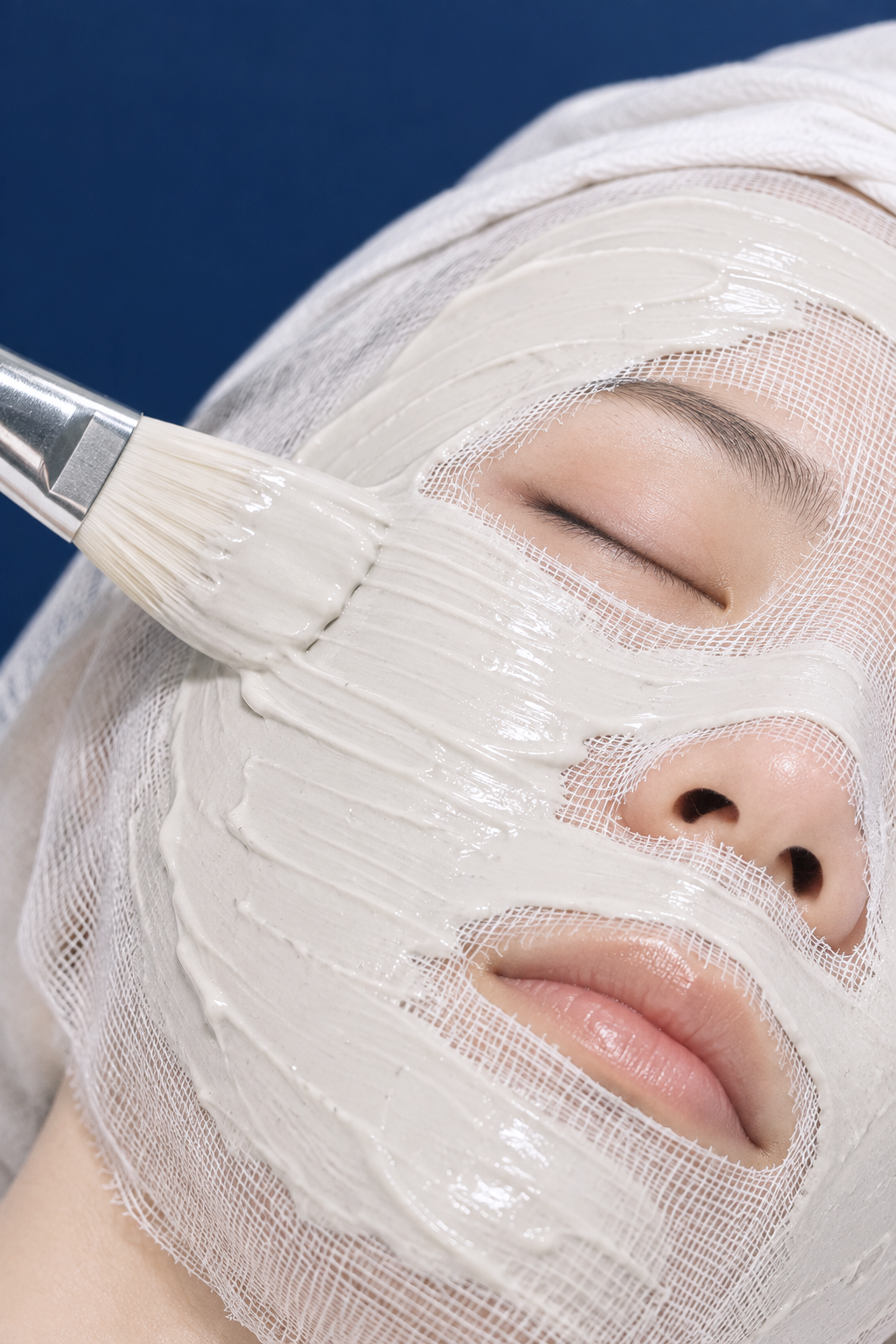 Advanced facial therapy by La Dermalogique