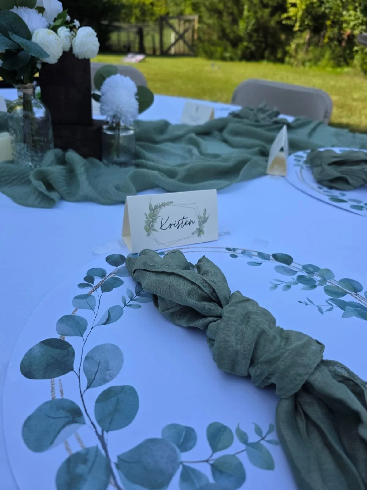 Space Table setting