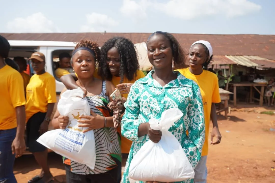 The Esther Foundation 2025 Christmas Community Outreach — photo 8 of 11
