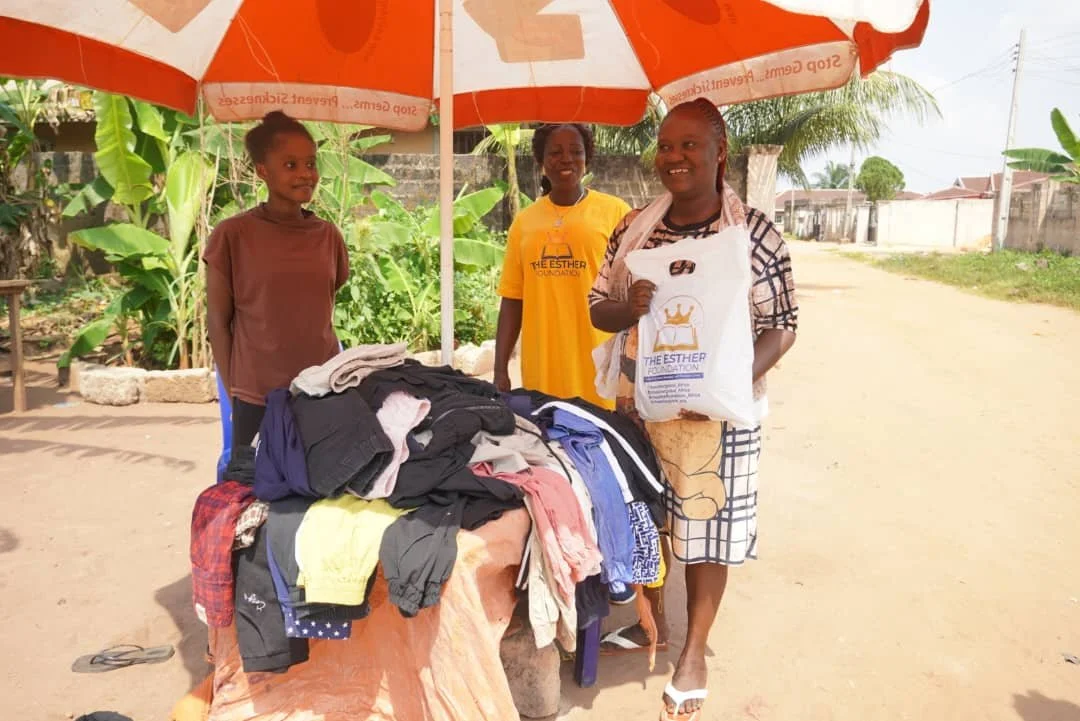The Esther Foundation 2025 Christmas Community Outreach — photo 3 of 11