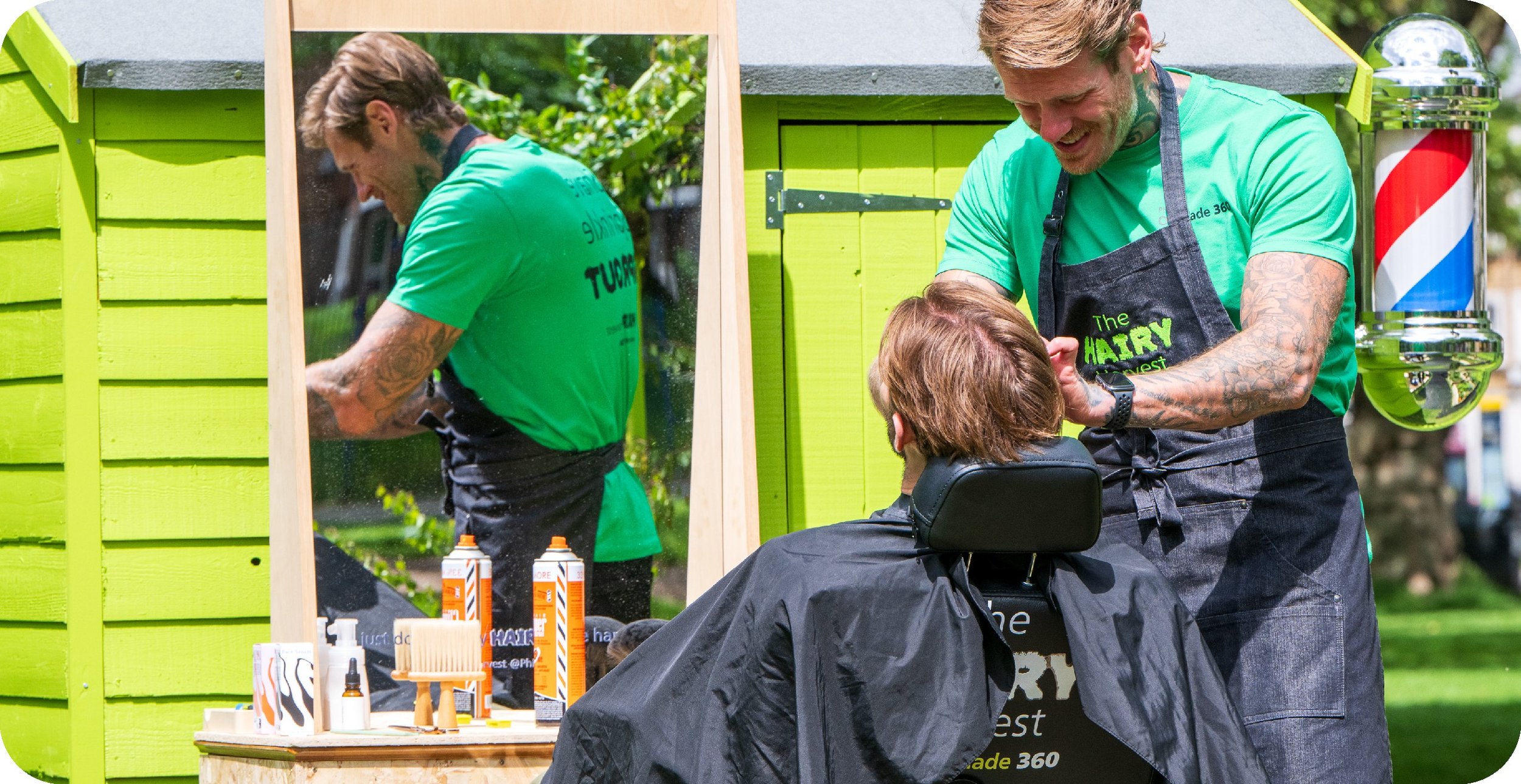 barber cutting hair
