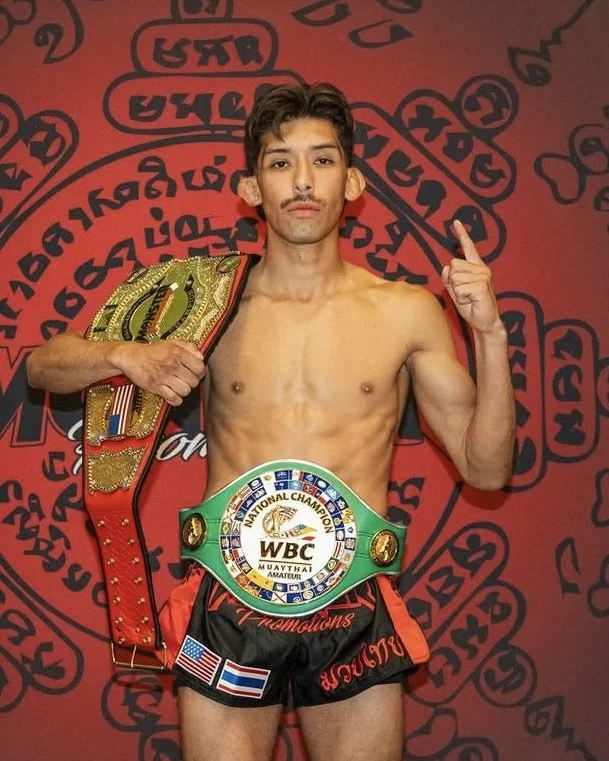Jonathan Hernandez, Super Featherweight Champion