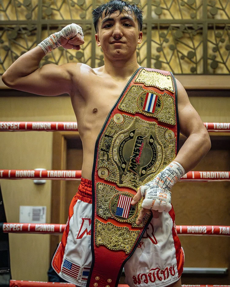 Nematillo Tuhtasinov, Lightweight Champion