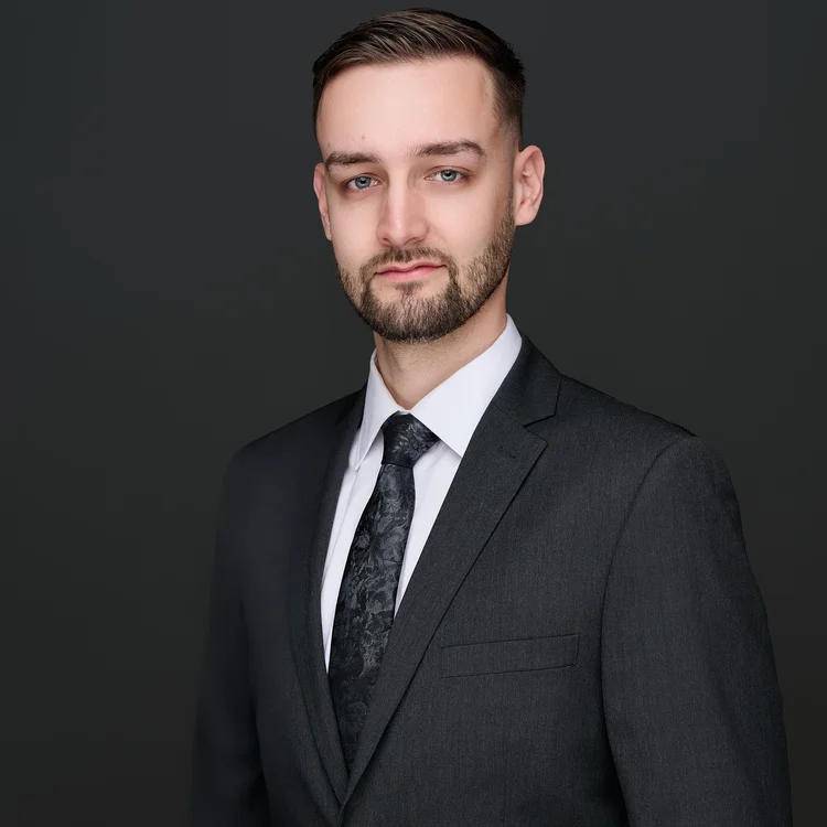 Professional headshot Austin - male executive