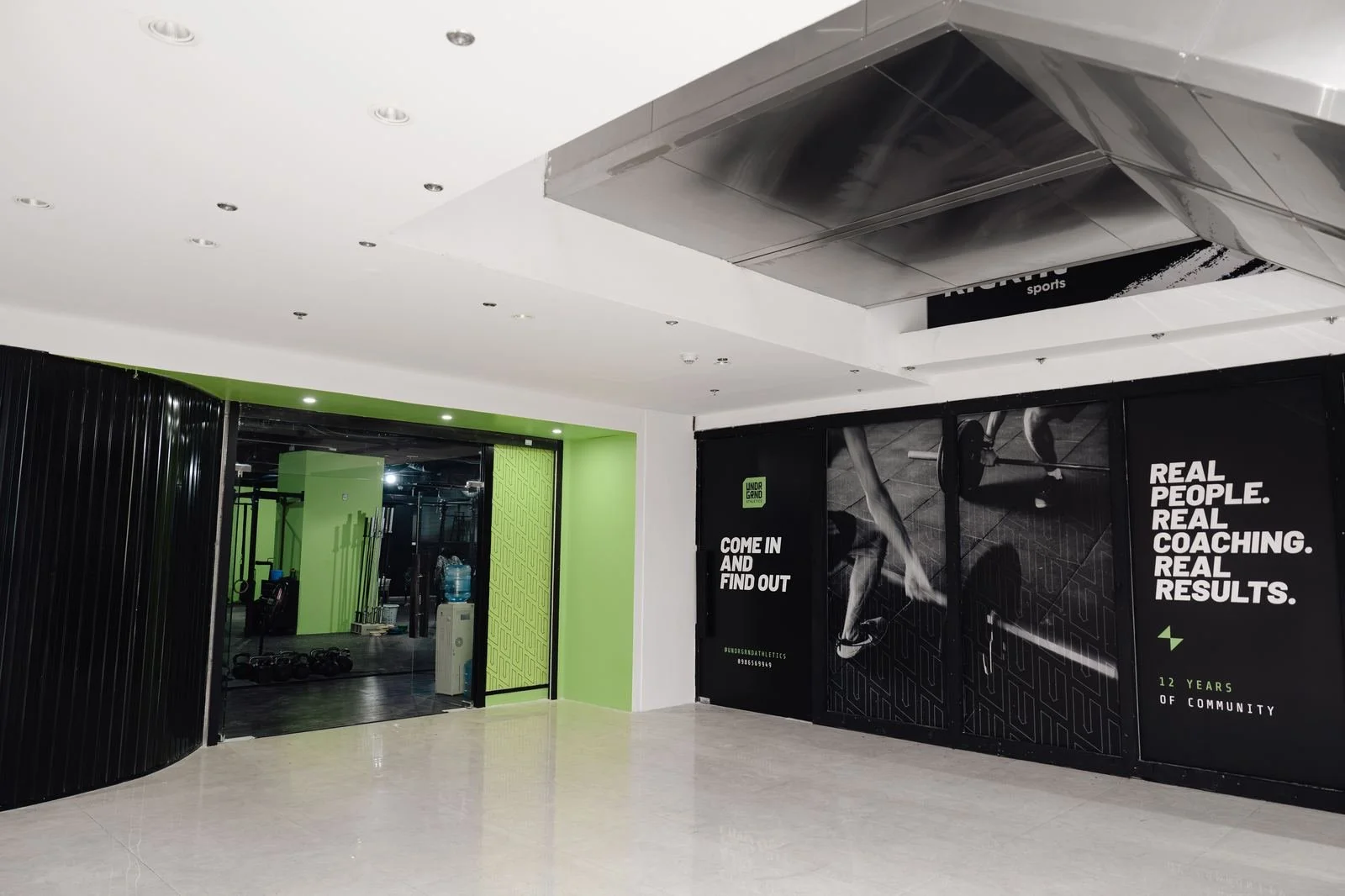 UNDRGRND Athletics storefront entrance at Lion Mall