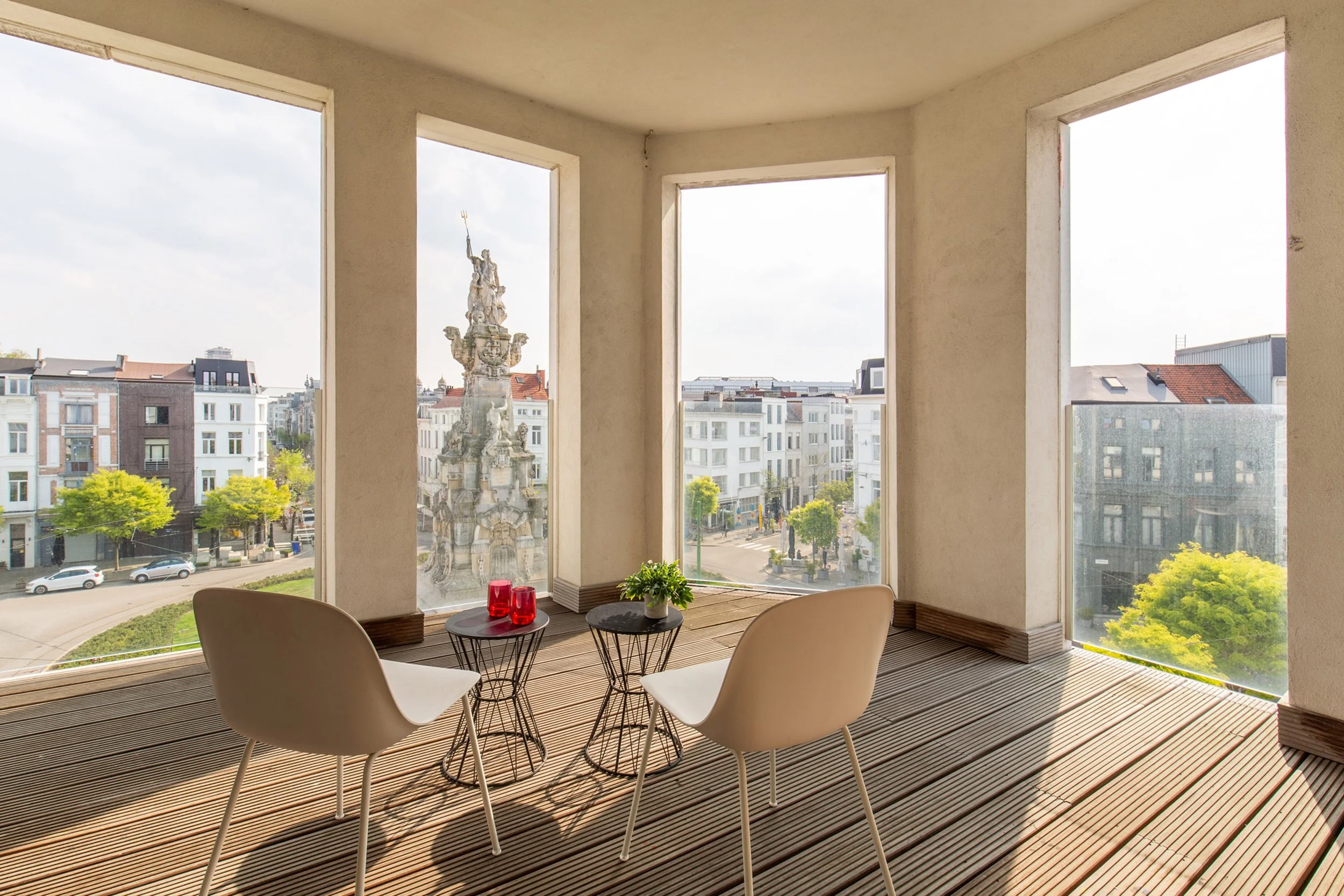 Terrace overlooking Marnix Plaats