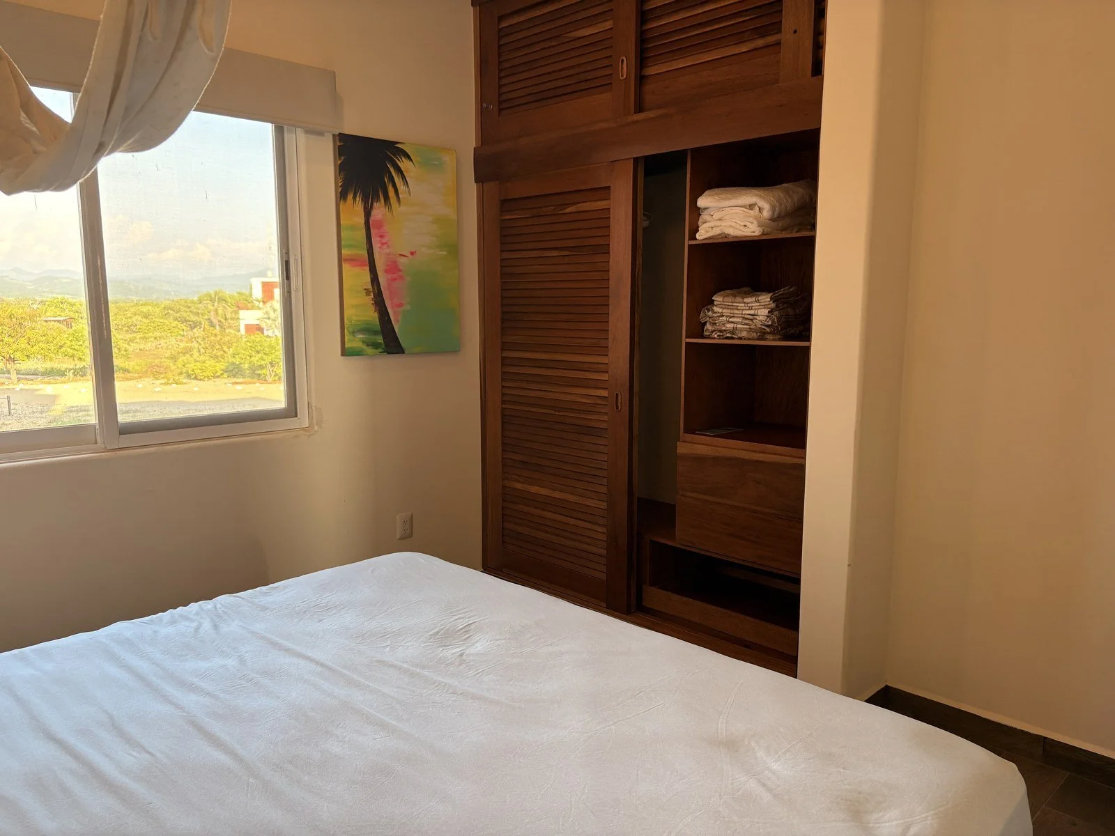 Unit 425, Building D, Vivo Resorts: Bedroom 9