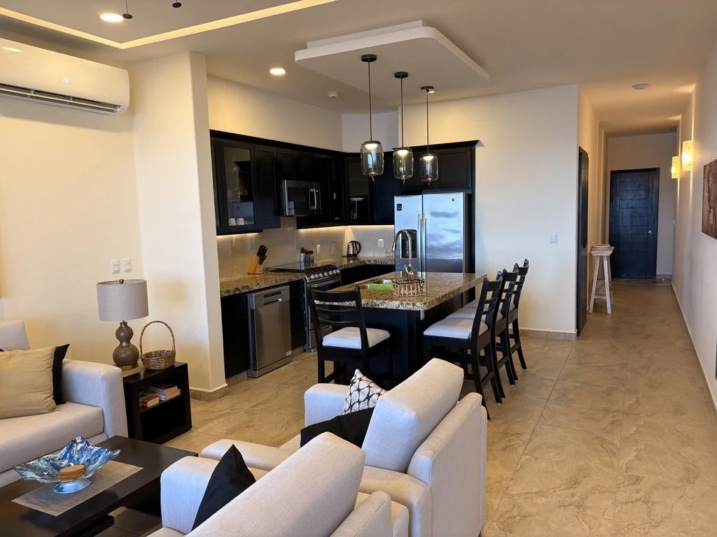 Unit 1423, Nautico building, Vivo Resorts: Kitchen 2