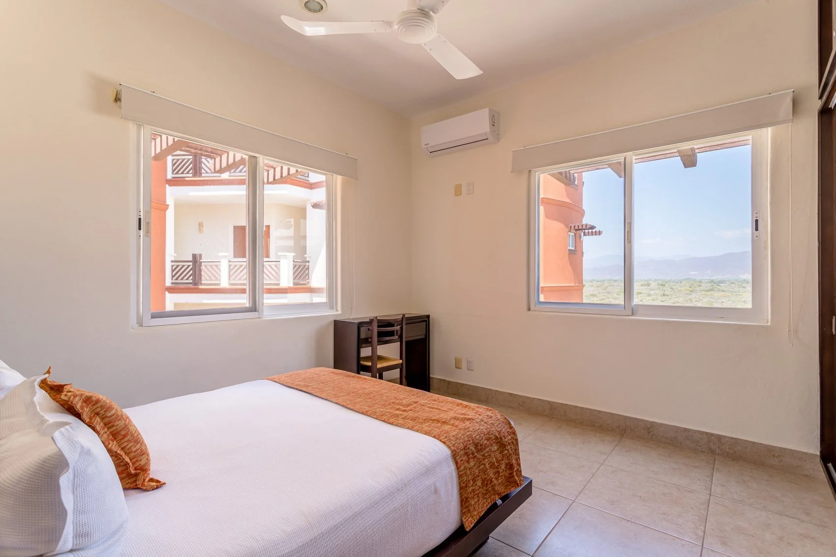 Unit 141 &amp; 151, Building A, Vivo Resorts: Bedroom 9
