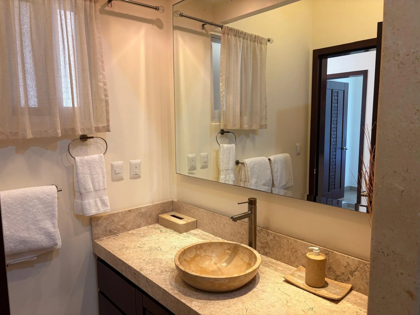 Unit 632, Building F, Vivo Resorts: Bathroom 9