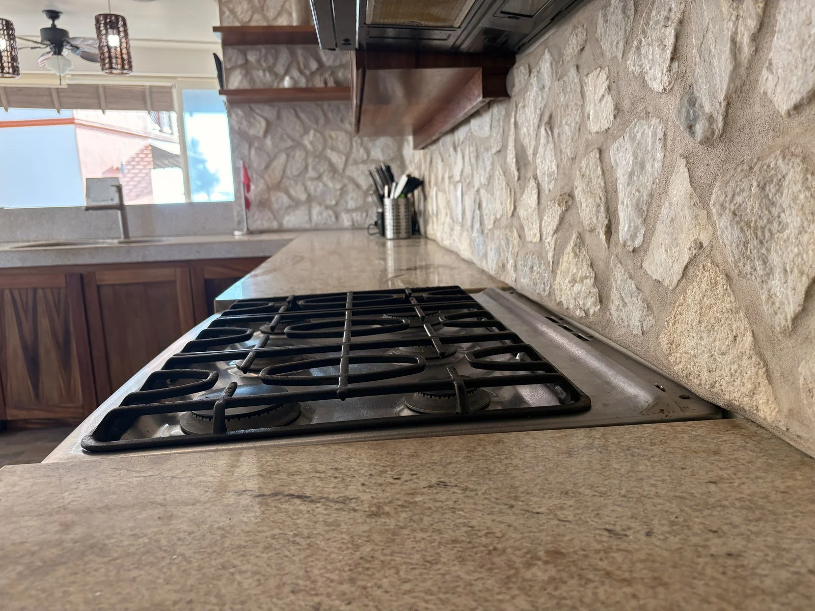 Unit 425, Building D, Vivo Resorts: Kitchen 7