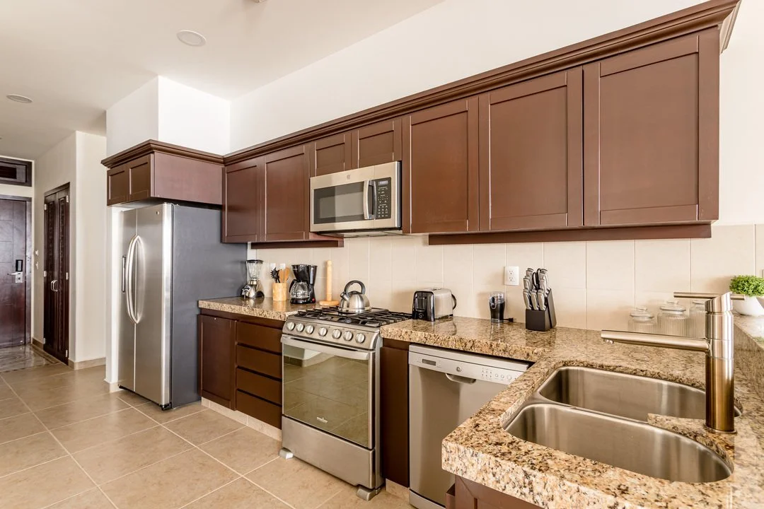 Unit 1224, Laguna building, Vivo Resorts: Kitchen 5
