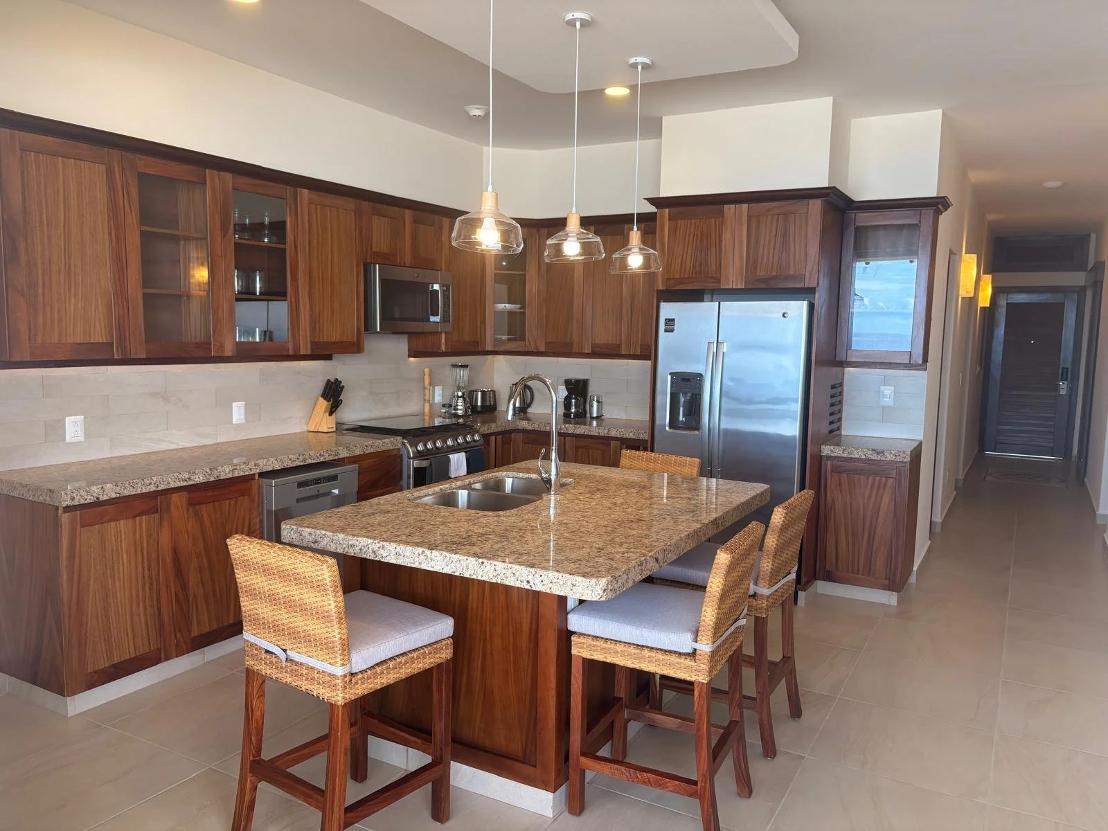 Unit 1442, Nautico building, Vivo Resorts: Kitchen 3