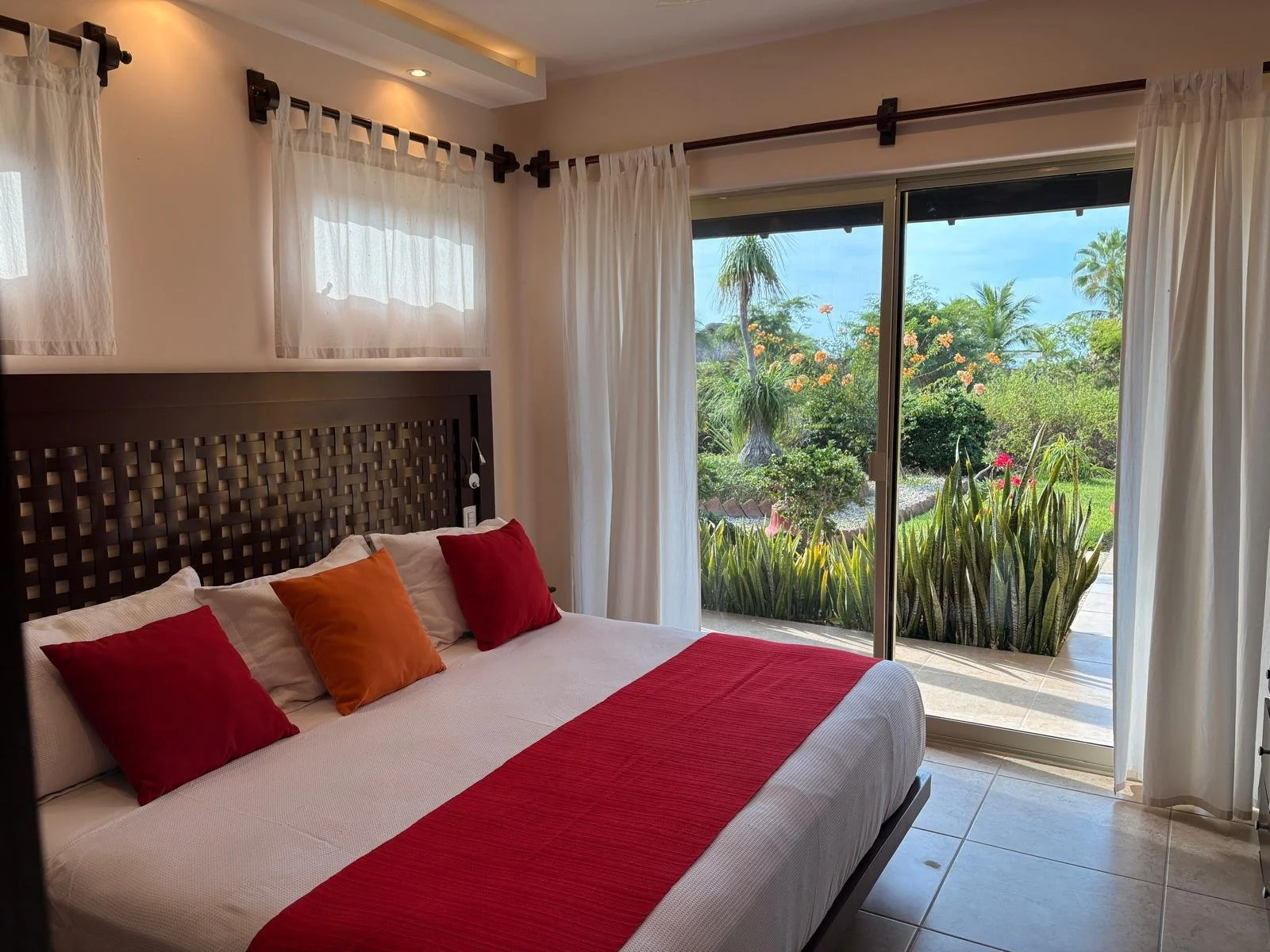 Villa Paraiso, Lot 27, Vivo Resorts: Bedroom 9