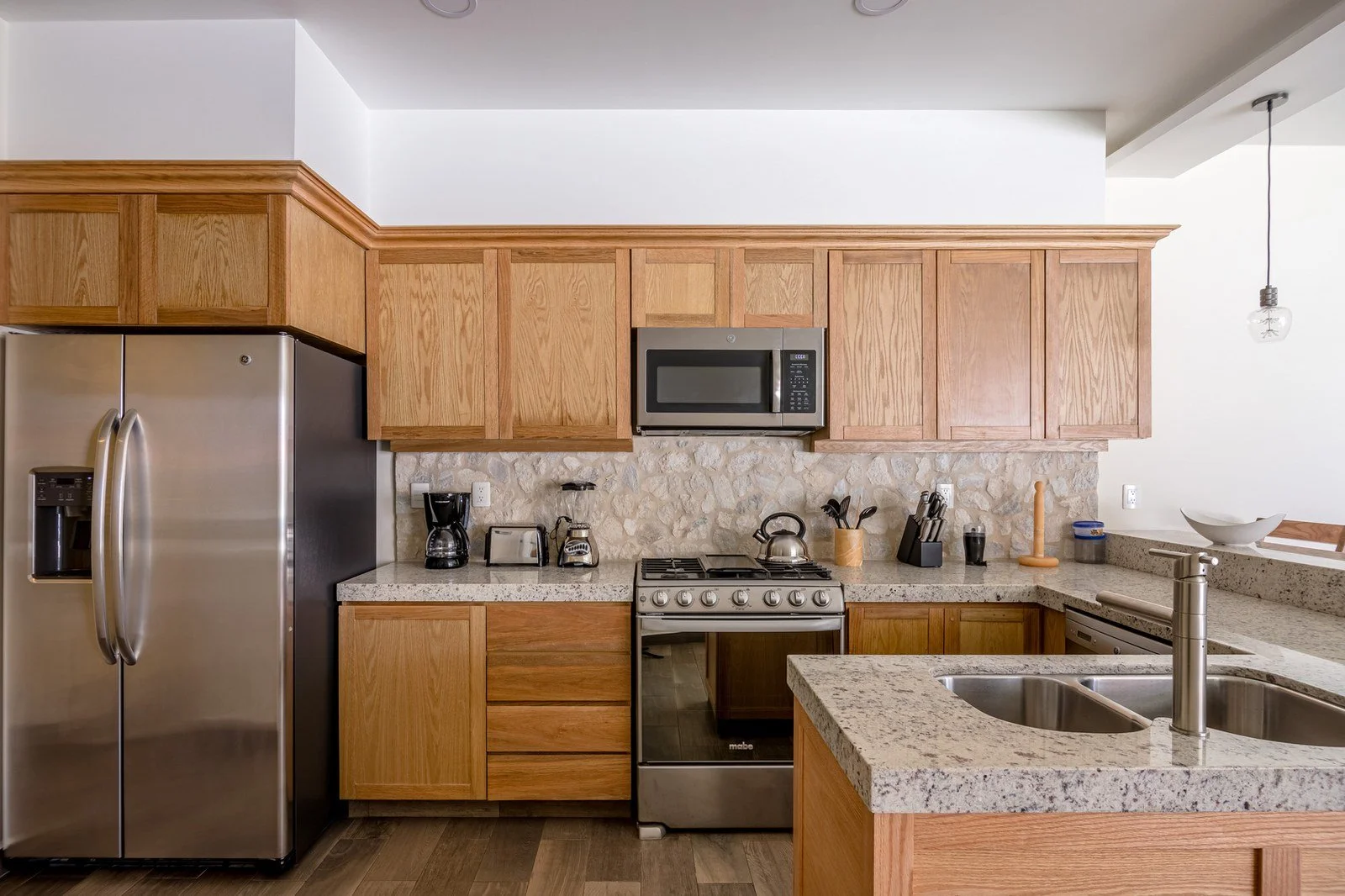 Unit 1212, Laguna, Vivo Resorts: Kitchen 7