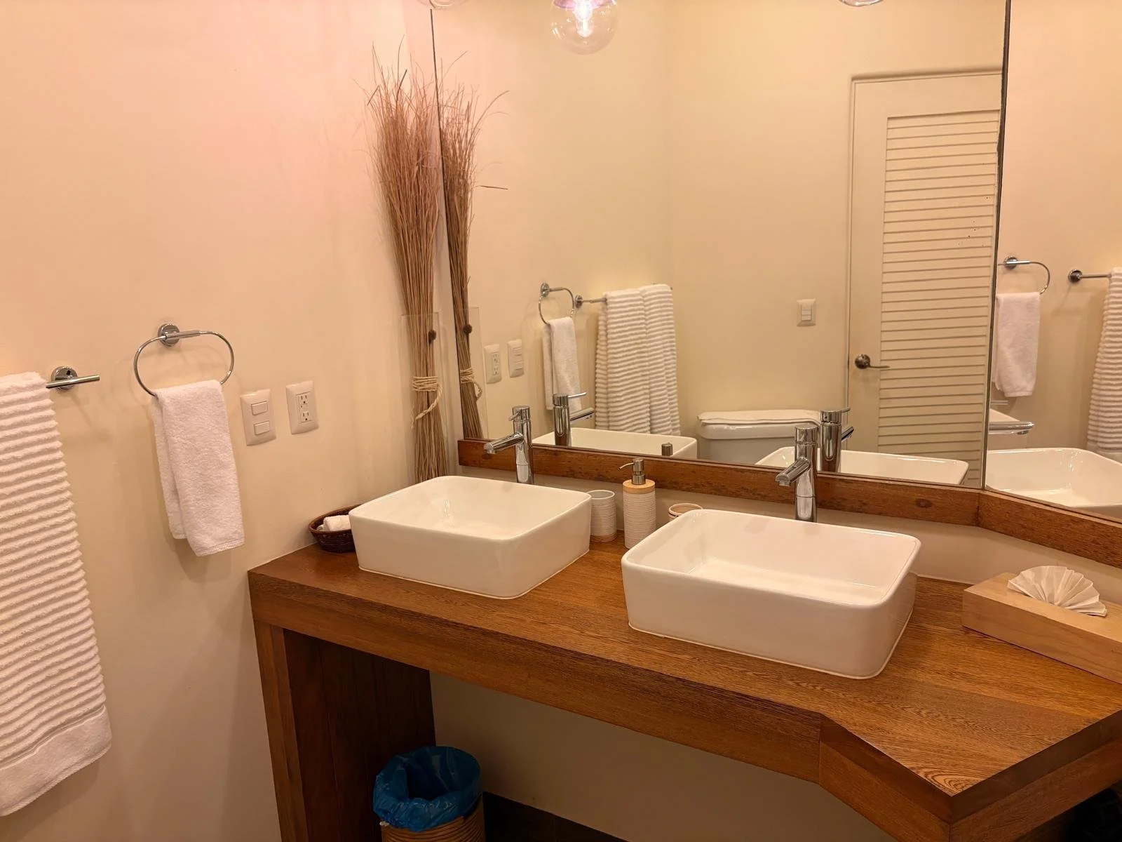 Unit 612, Building F, Vivo Resorts: Bathroom 7