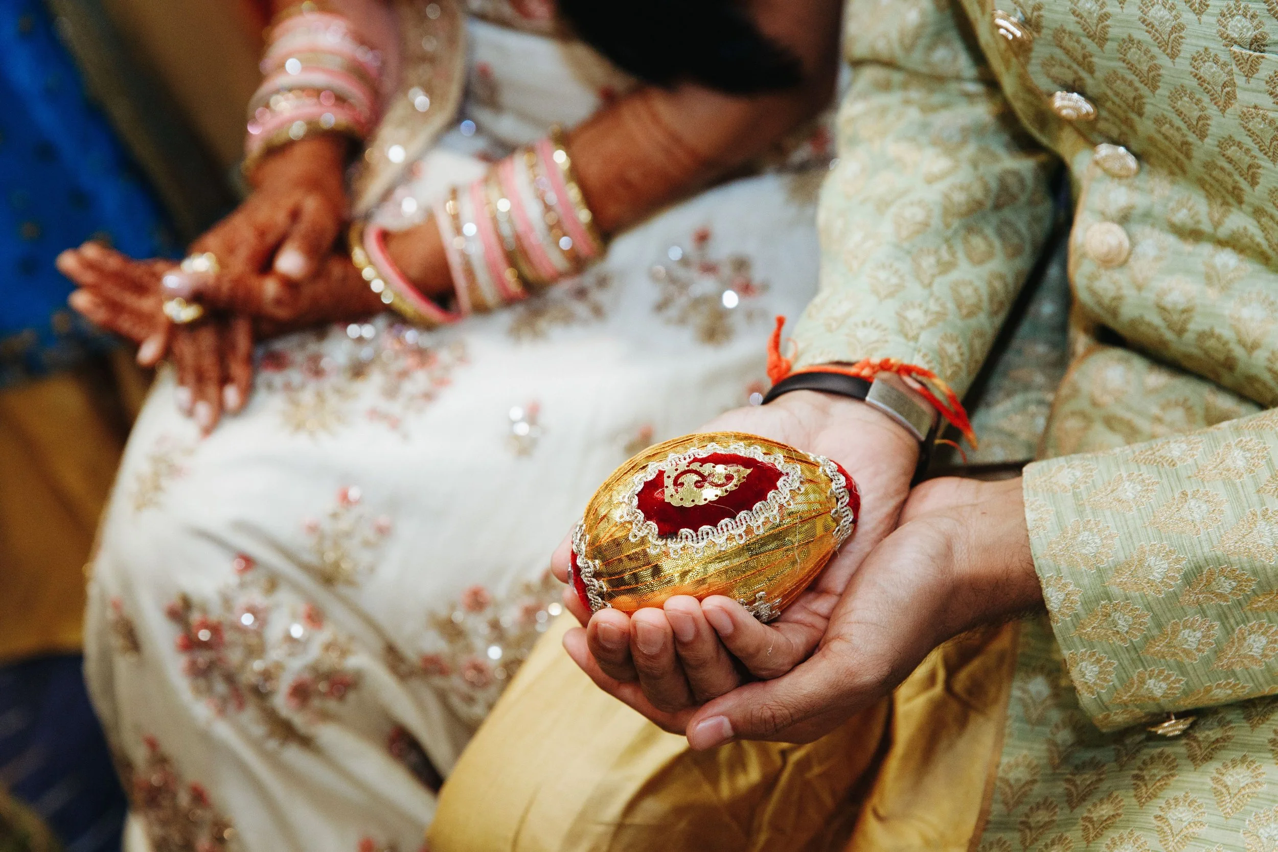 Keepsakes & Gifts