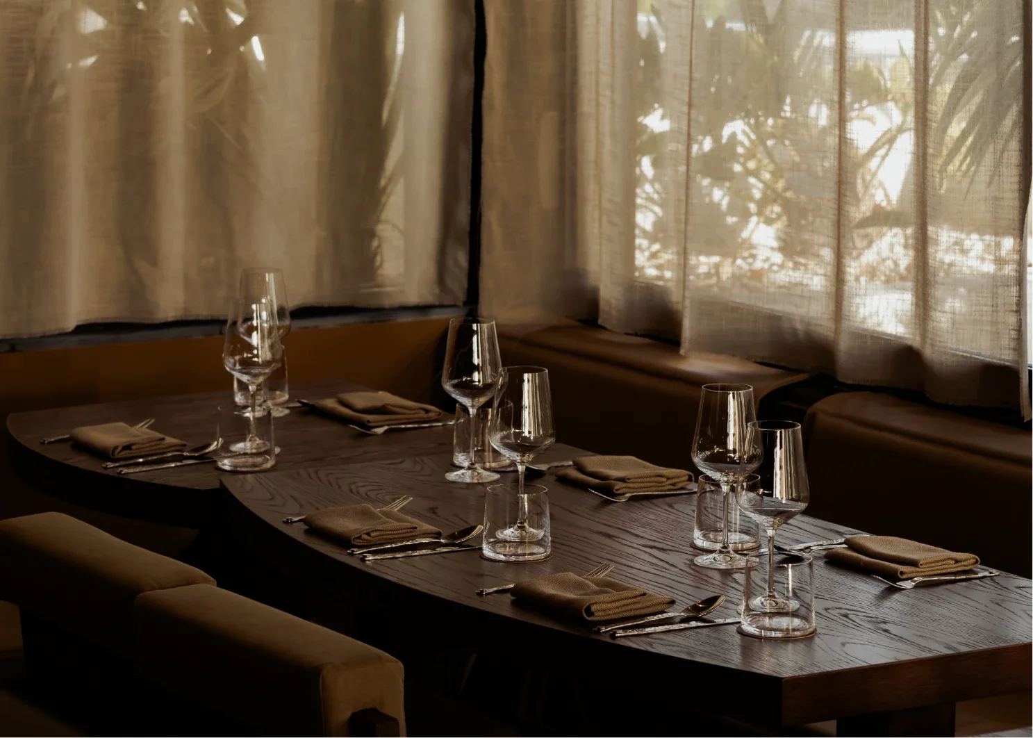 Shared table at Norté