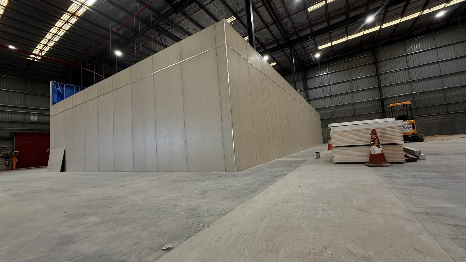 Completed CFC wall panels inside Foodfolks warehouse