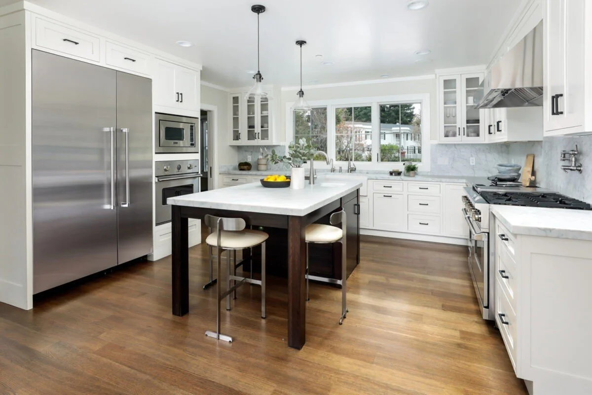 Bright kitchen with a central island