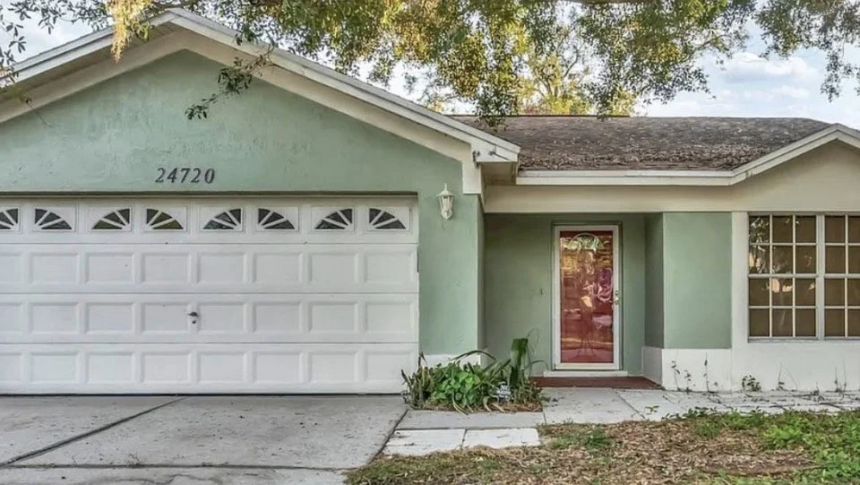Front of Tampa Bay Canine Retreat home-based dog training and boarding retreat in Lutz Florida