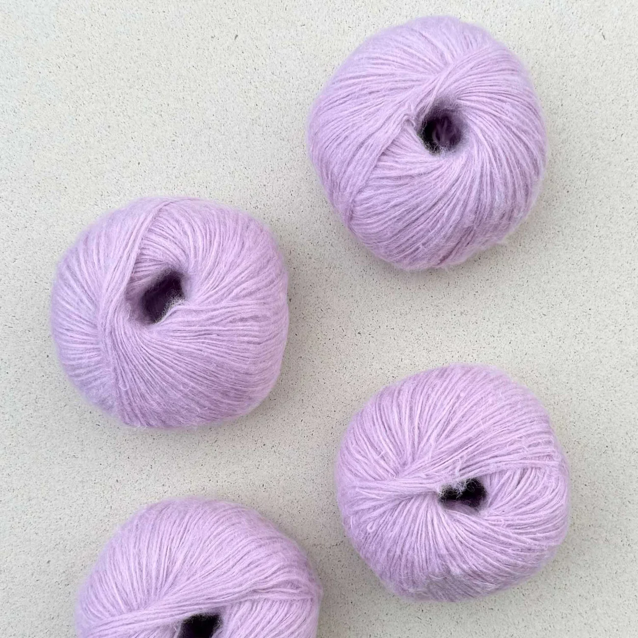 Pascuali Suave yarn in lilac purple, delicate soft texture