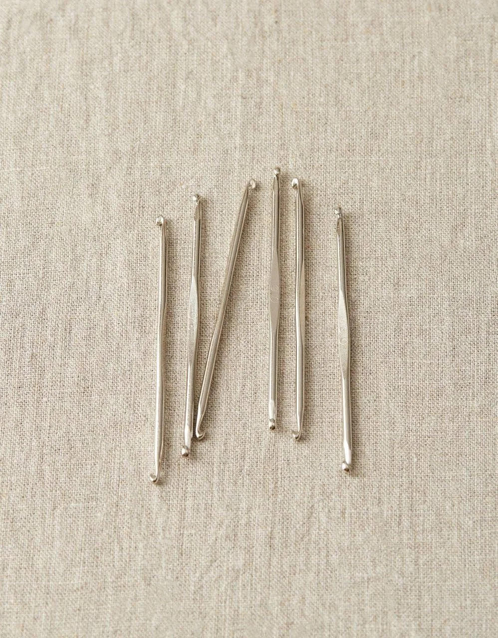 Metal stitch fixer tool set for picking up dropped stitches in knitting