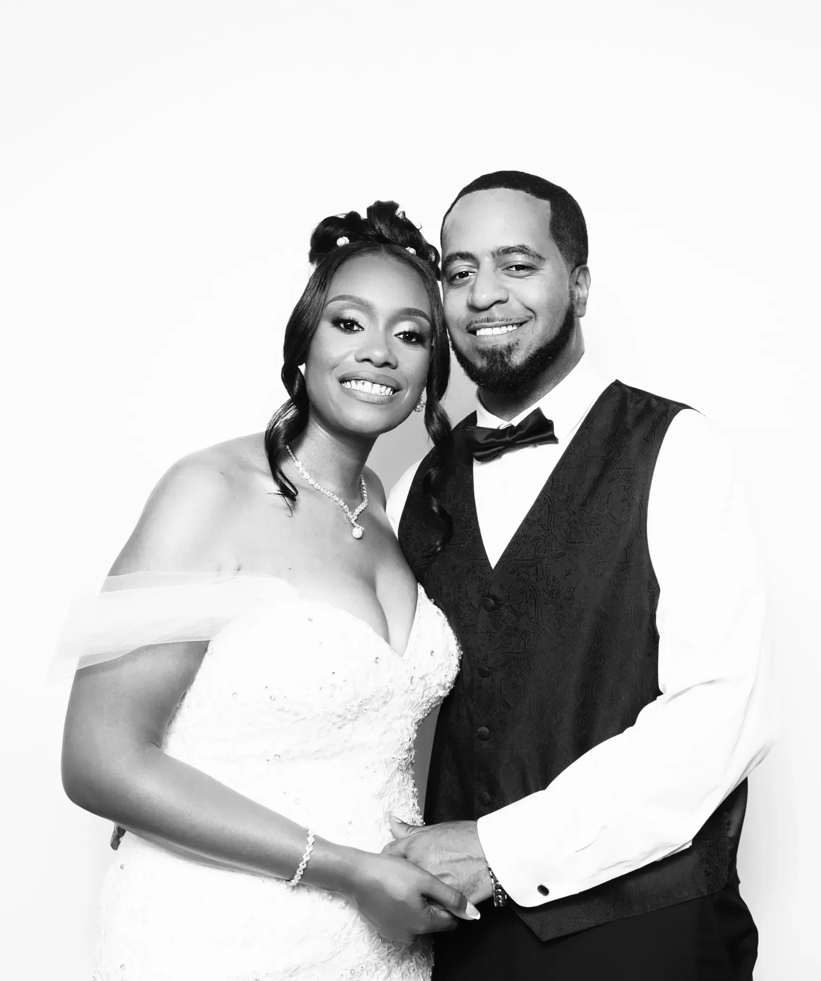 Atlanta Glam Photo Booth black and white wedding portrait