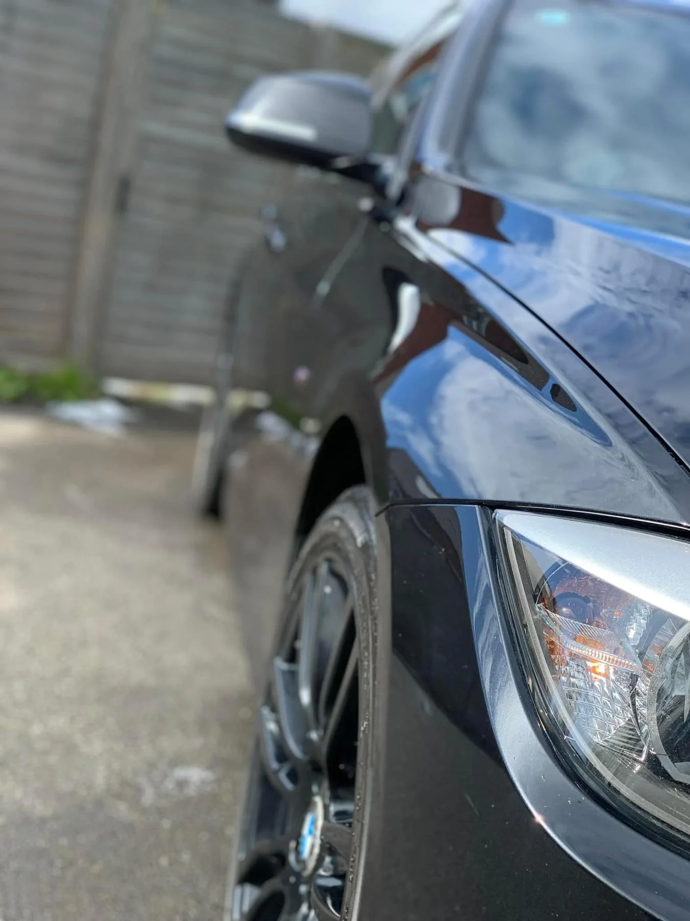 >BMW Touring exterior detail – deep gloss finish