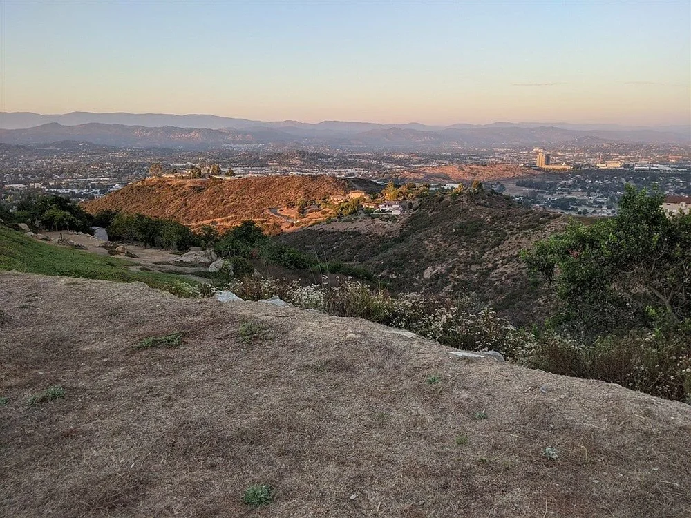 819 Phoenix Way, San Marcos, CA