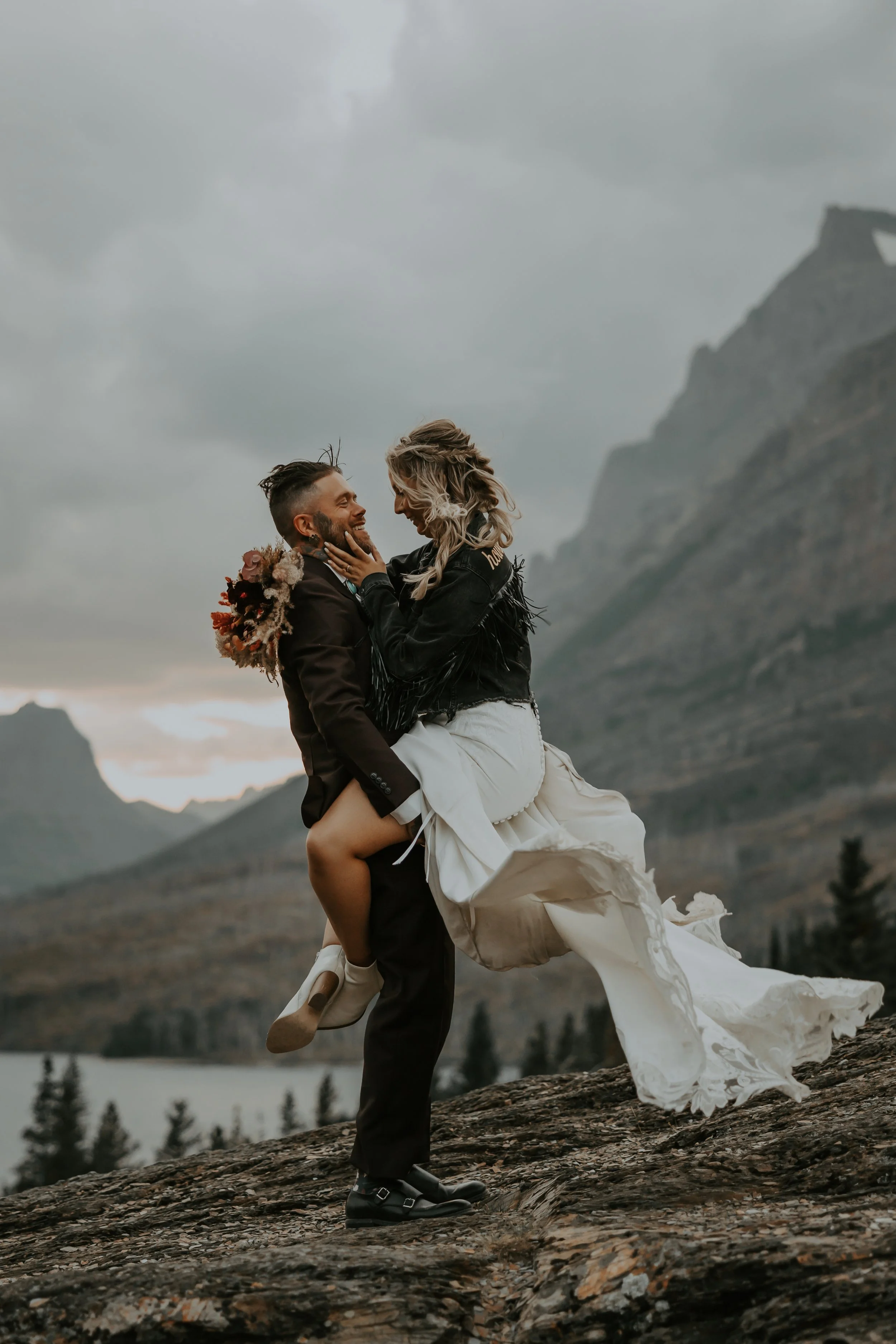 Elopement portrait by Aundrea Marie Photography