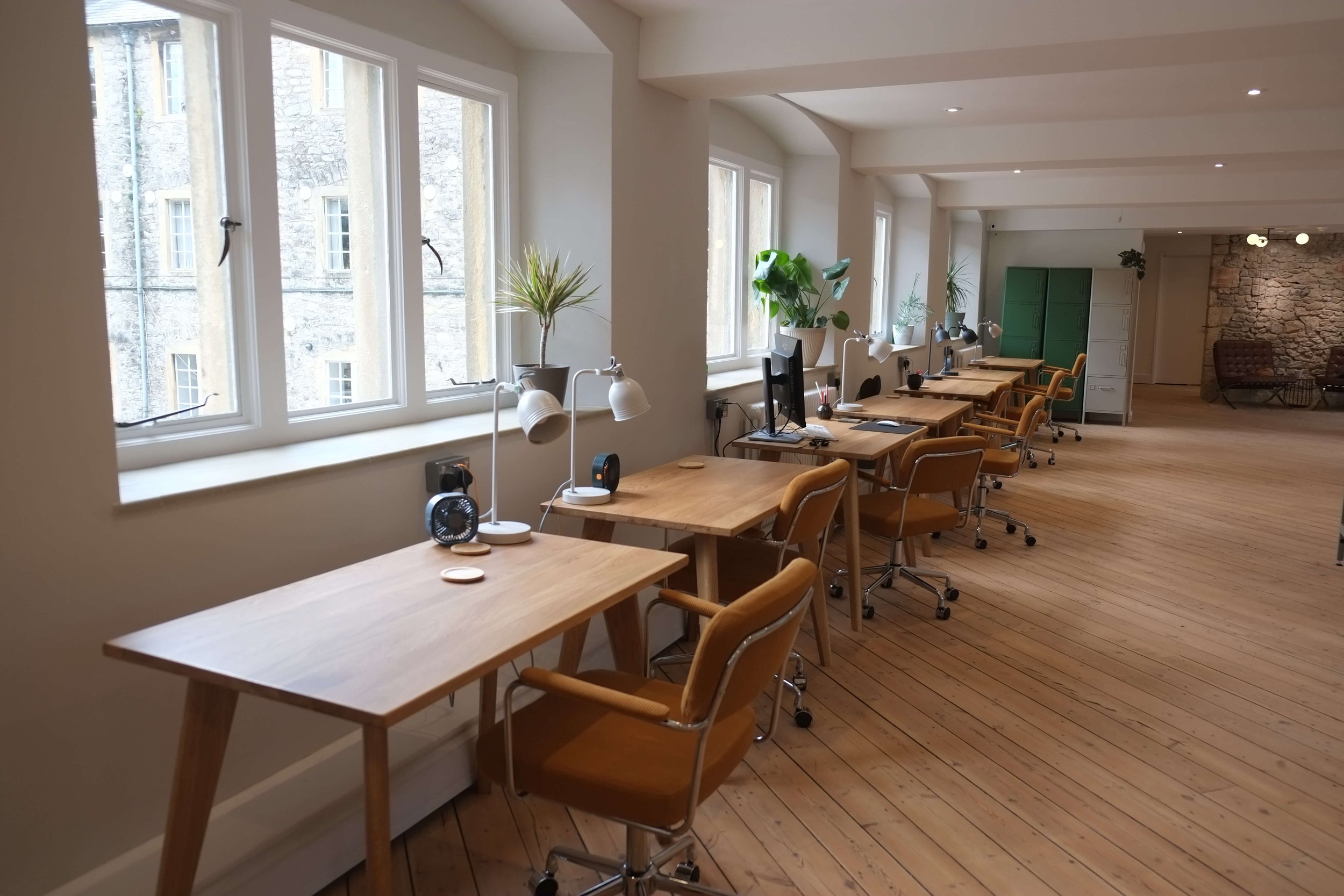 Row of individual desks 5