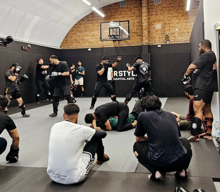 MMA class training at Tigerstyle