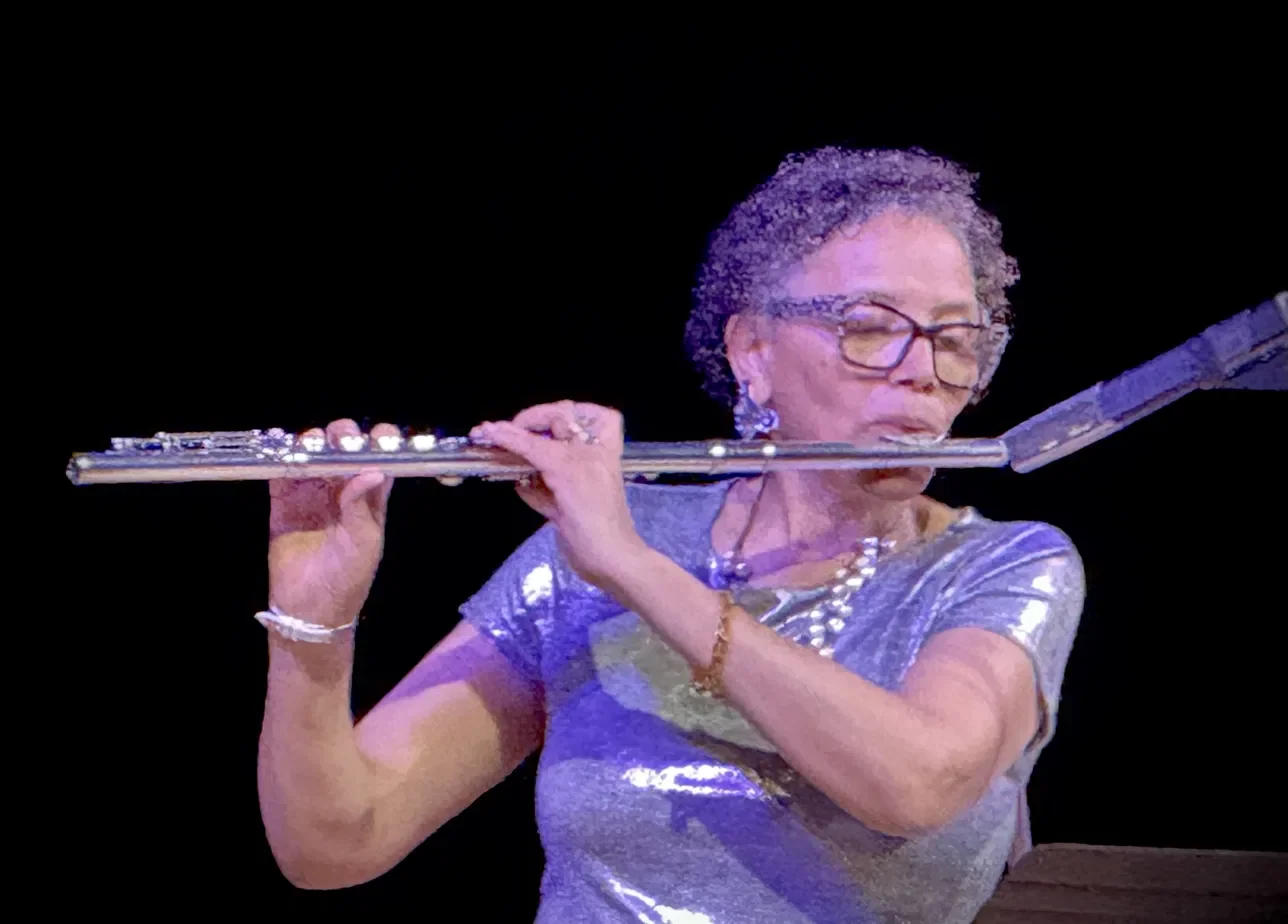Nicole Mitchell performing on flute