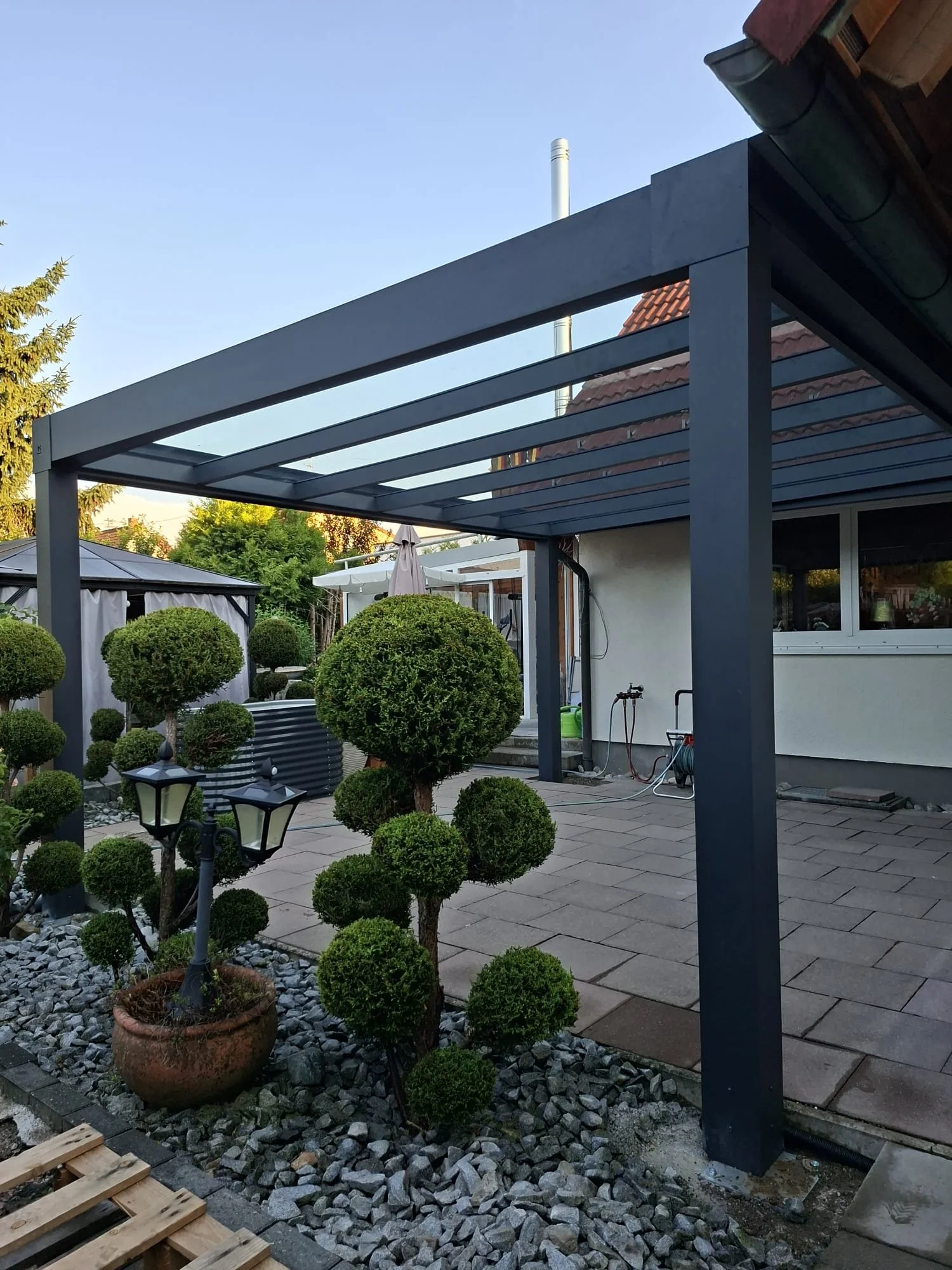 Kubisches Terrassendach Referenzprojekt
