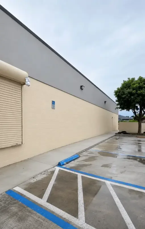 Commercial building wall after exterior painting in Miami