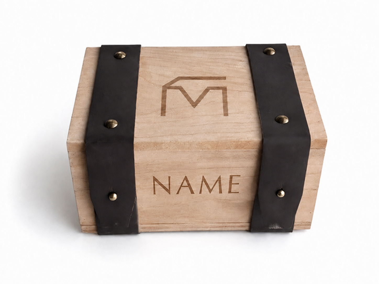 Musser Commander Box with premium handcrafted leather straps and bronze hardware