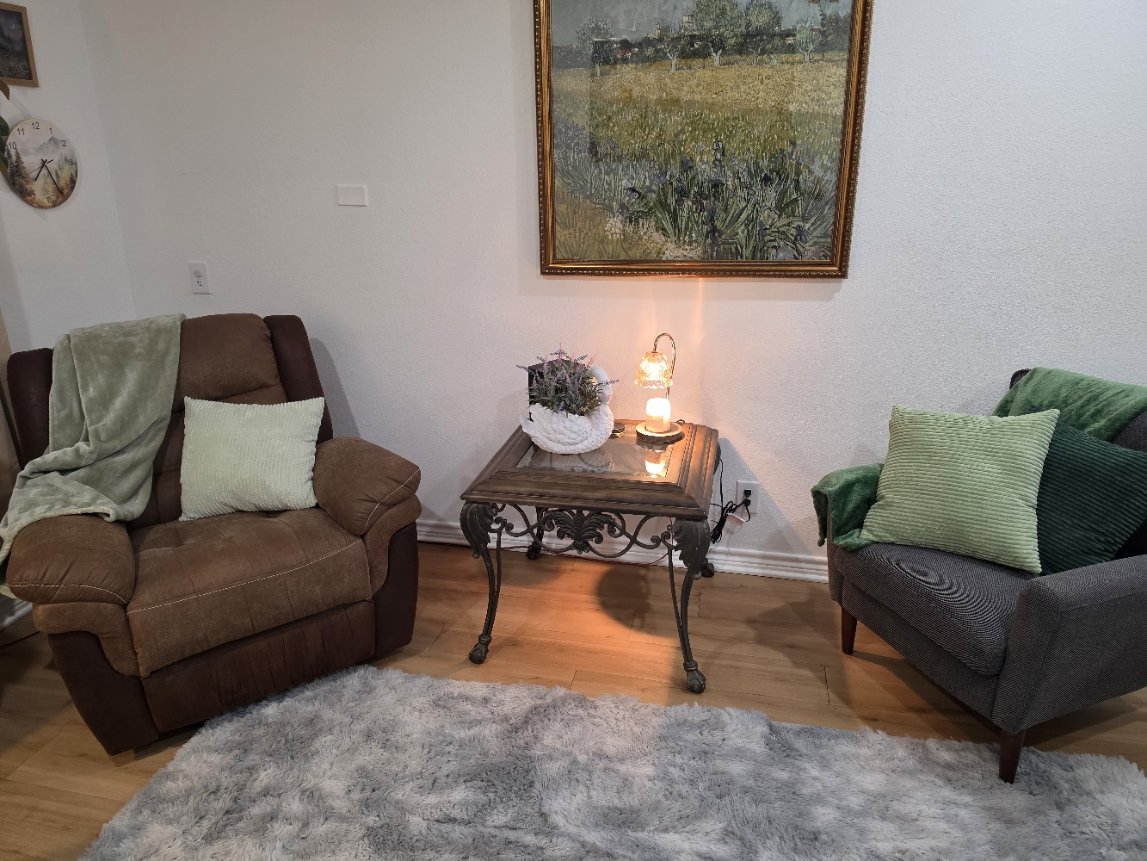 Calming hypnotherapy session space near Temple, TX