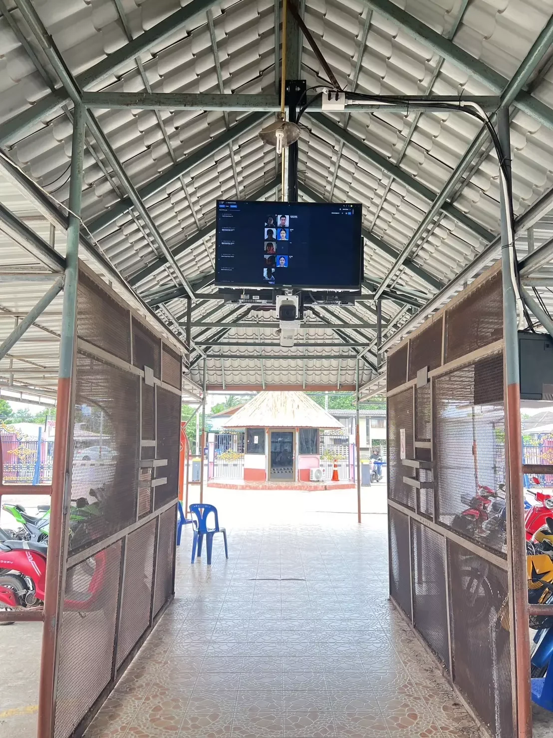 AI Camera Position มุมมองกล้องตรวจจับใบหน้าจากระดับความสูงที่เหมาะสม