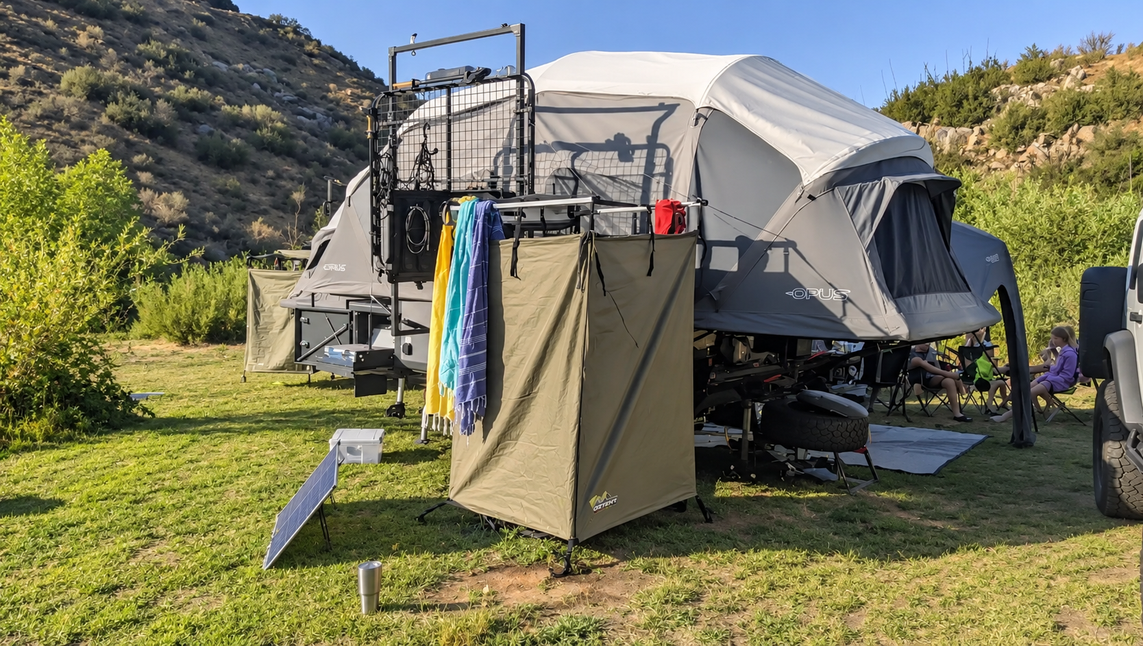Opus OP4 lockable shower box and shower tent