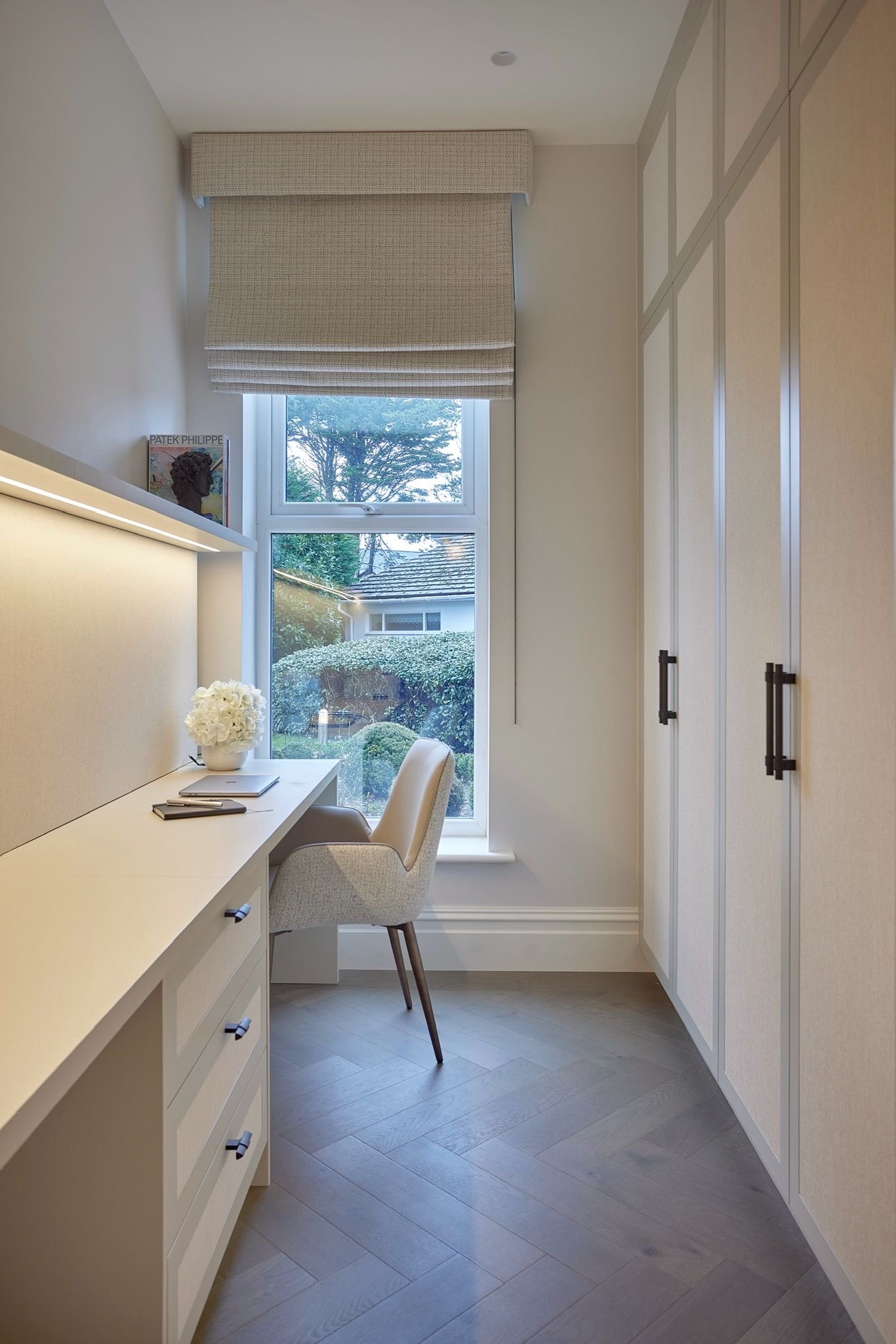 Roman blind with pelmet