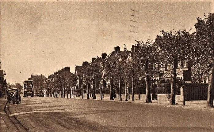 Station Road, Chingford, in 1936