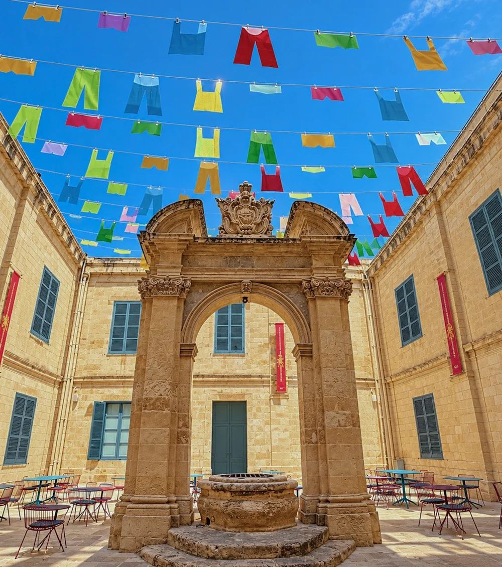 PROJECT AUBERGE D’ITALIE TRIUMPHAL ARCH