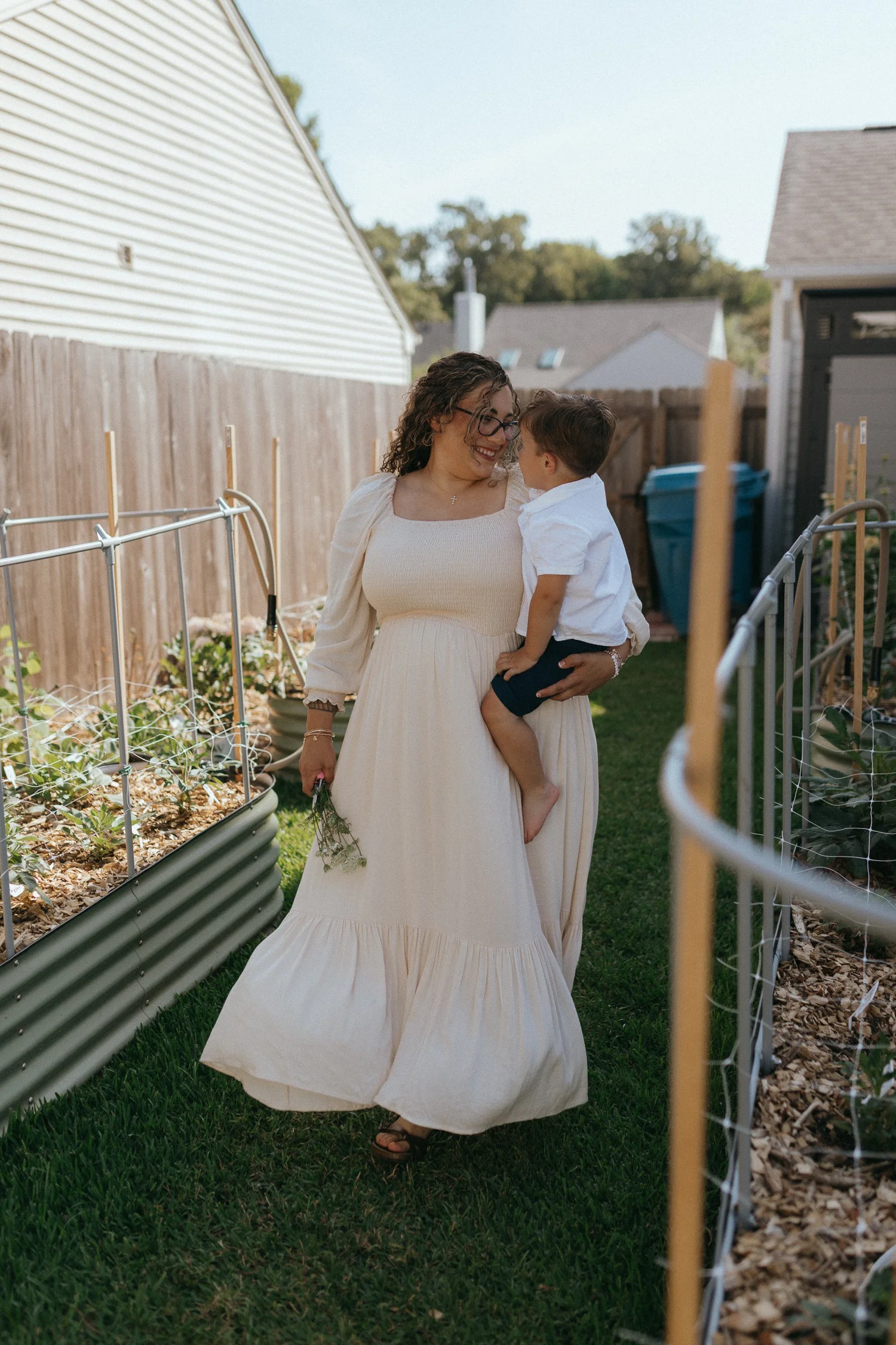 Mother and child in the Motherhood in Blooms garden